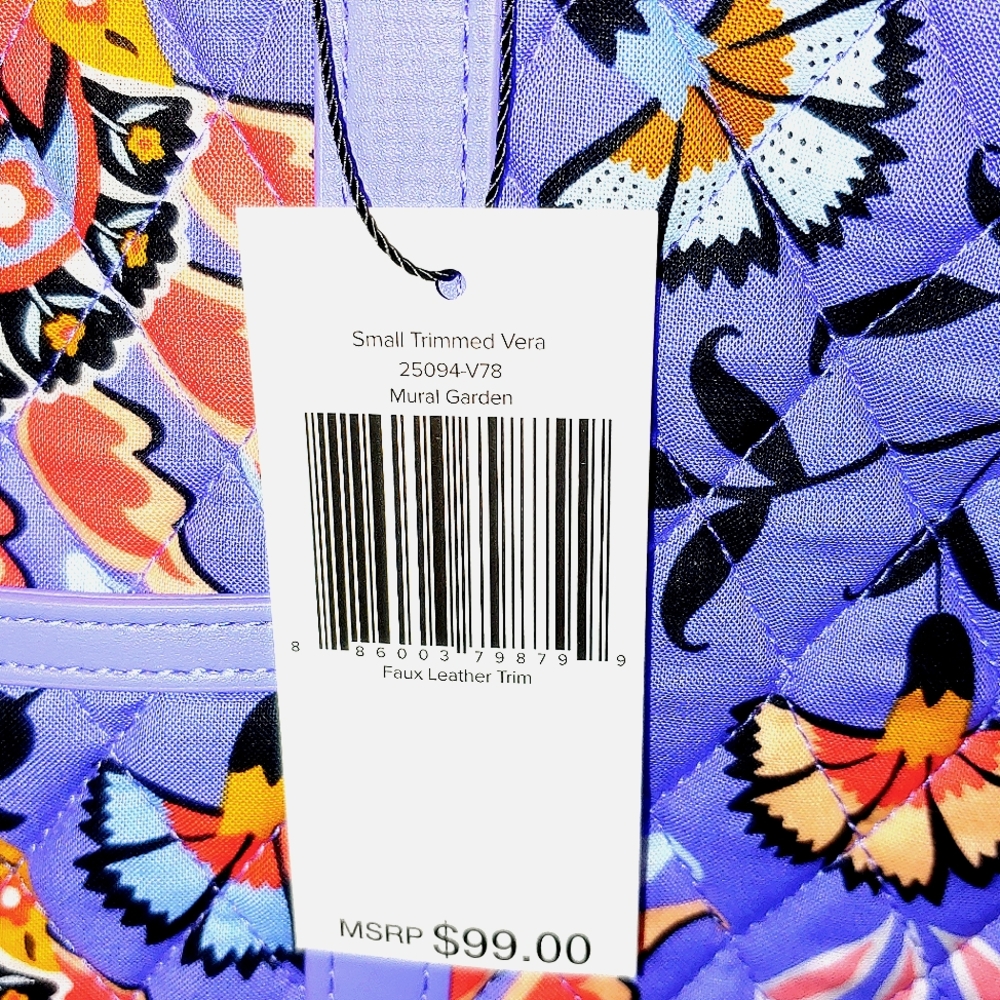 🎉HP🎉Vera Bradley Small trimmed tote in Mural Garden - Picture 4 of 6